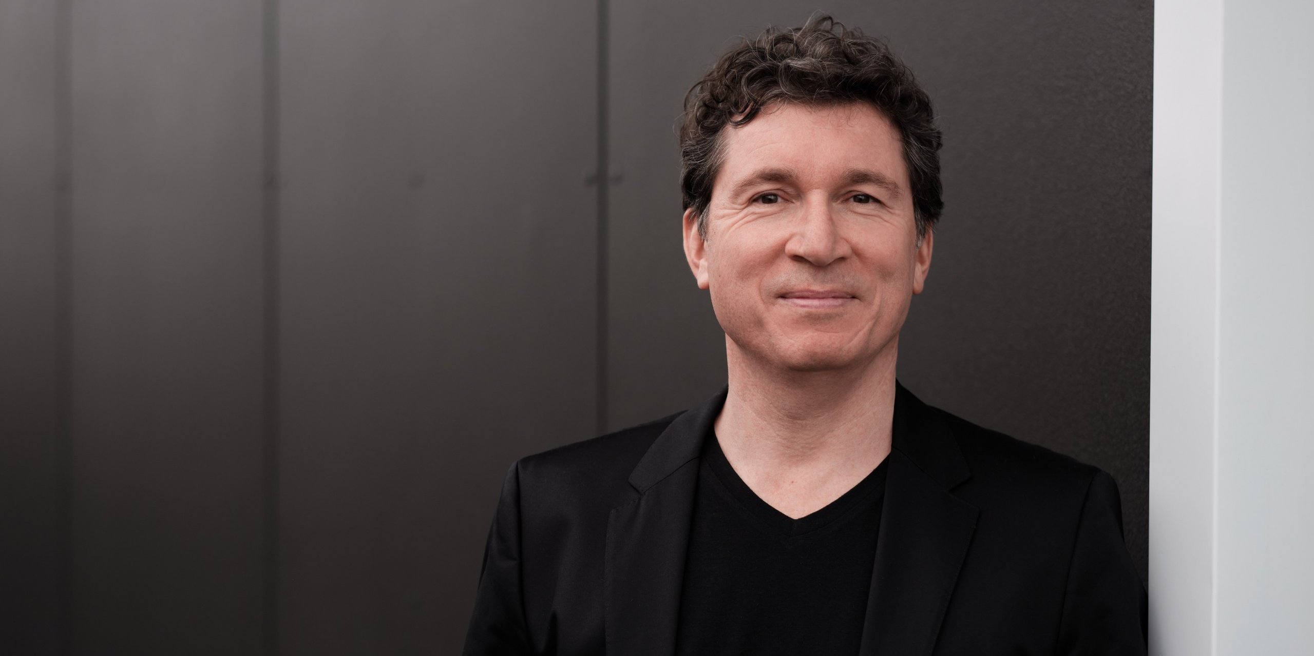 Portraitfoto von Prof. Ingo Hamm