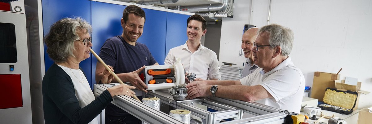 Das Turbinen-Team im Labor am Fachbereich Maschinenbau 
