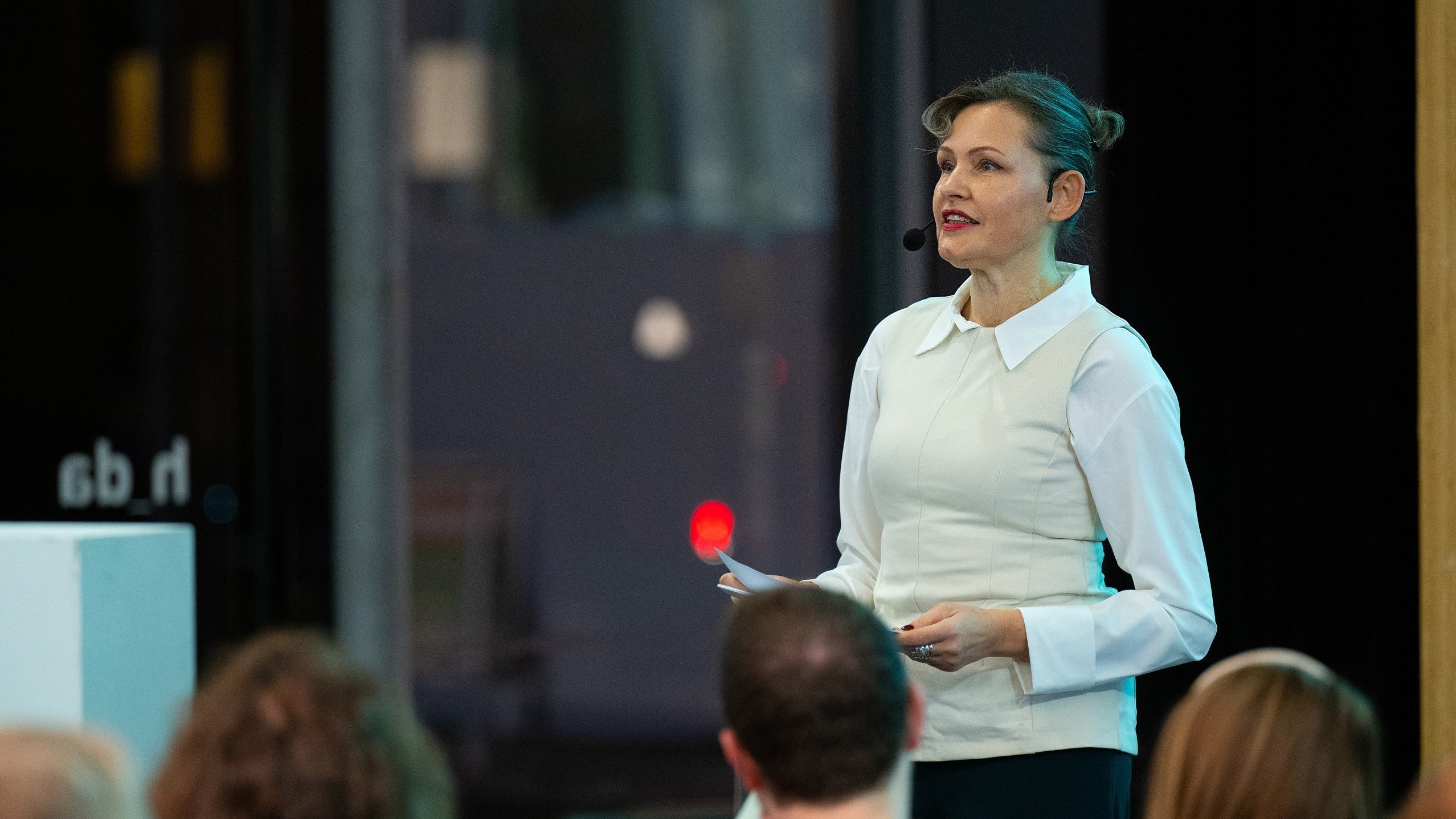 Marion Kuchenny, Moderatorin des 6. h_da Dialog-Forums