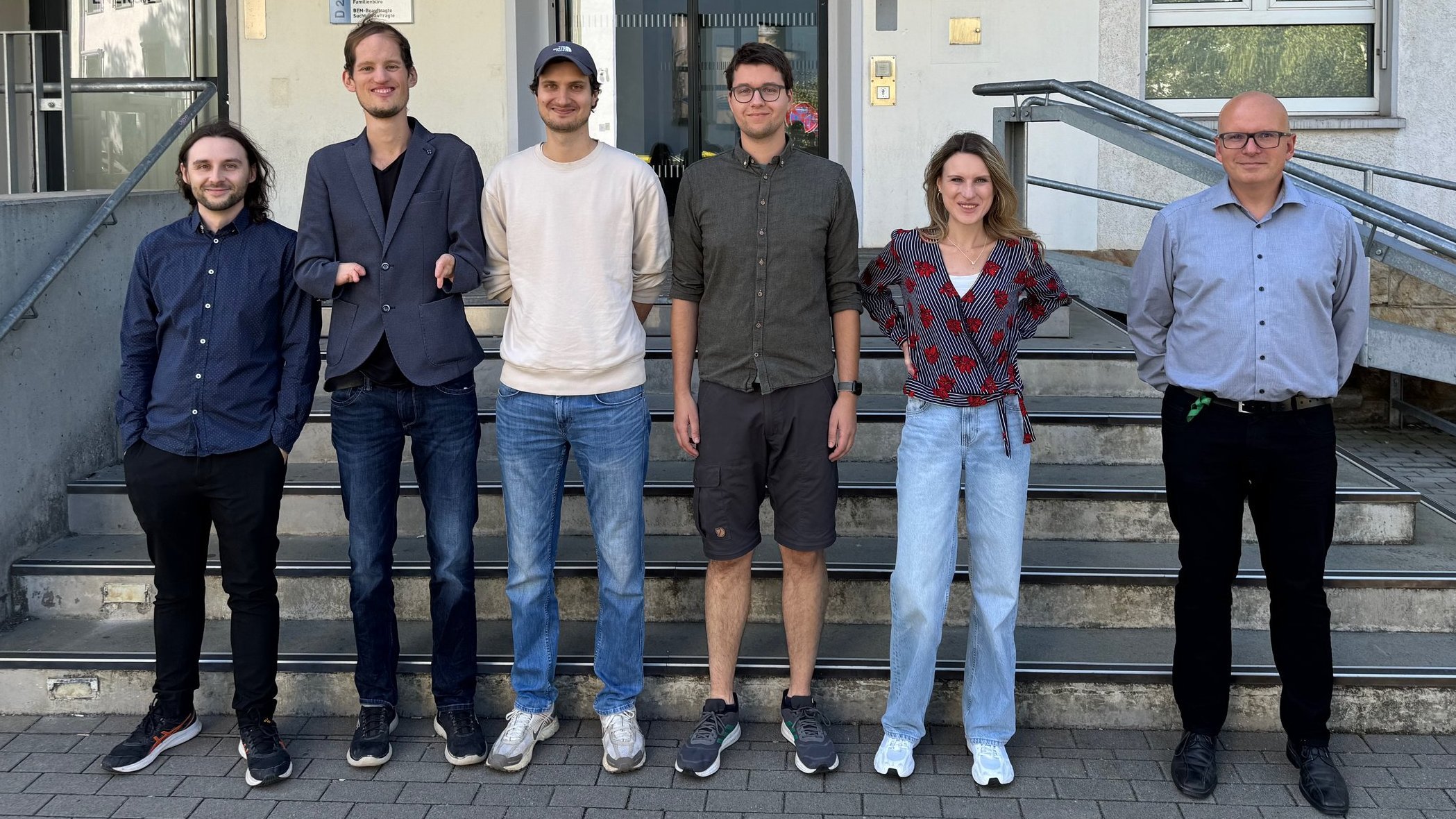 Das sechsköpfige Team von qonduit