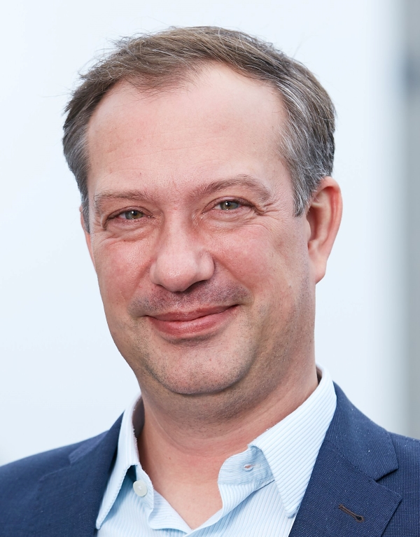 Prof. Dr. Christopher Almeling Prof. Dr. Christopher Almeling